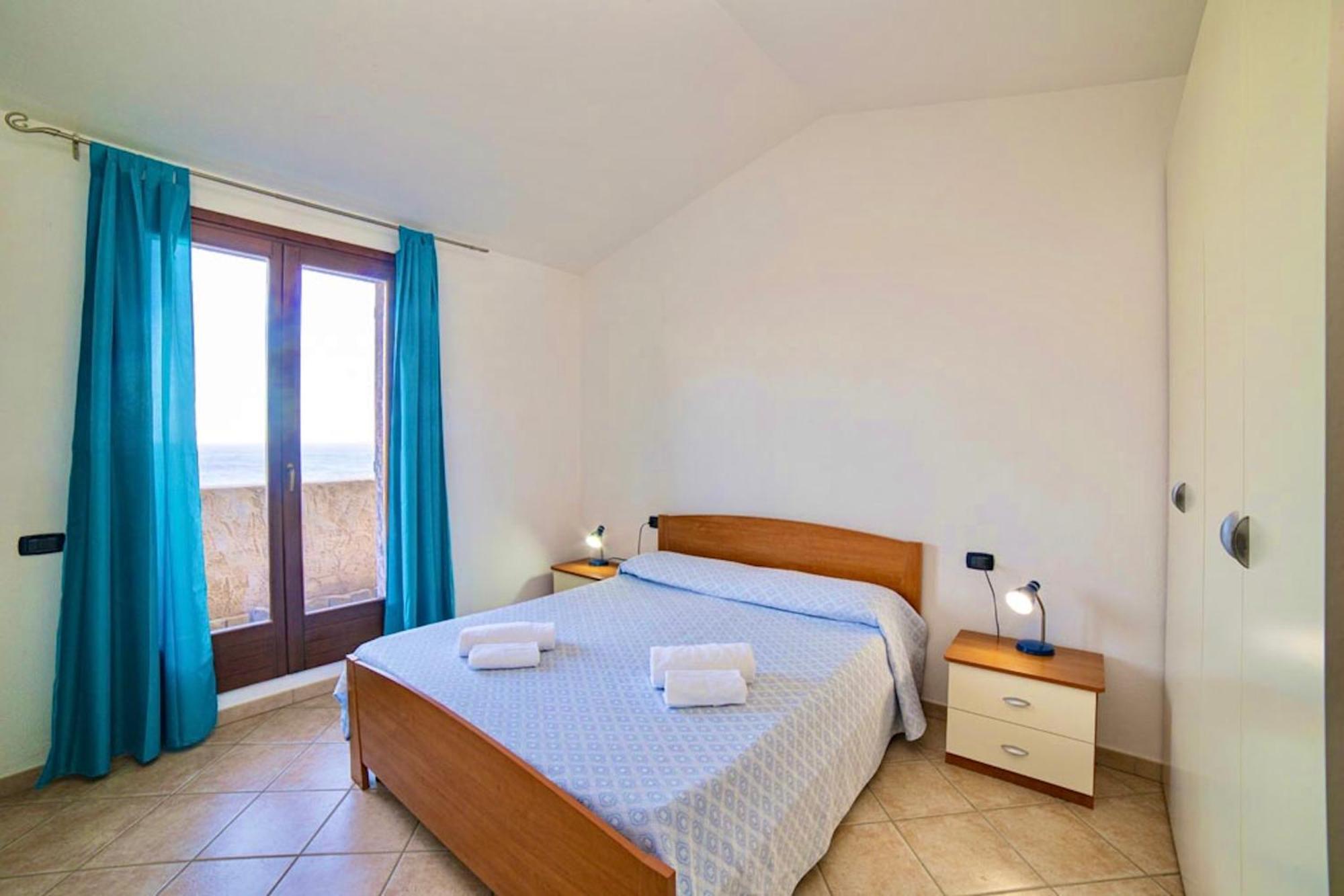 Villas In Porto Corallo Just 400 Meters From The Sea Villaputzu Room photo